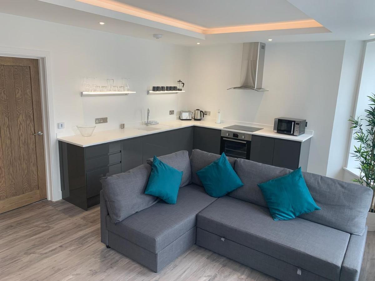28 Harbour Lettings Luxury Apartments For Over 25S Plymouth Esterno foto
