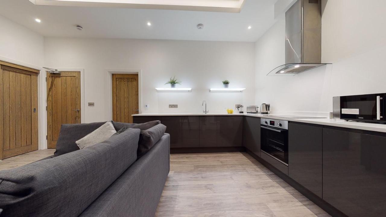 28 Harbour Lettings Luxury Apartments For Over 25S Plymouth Esterno foto