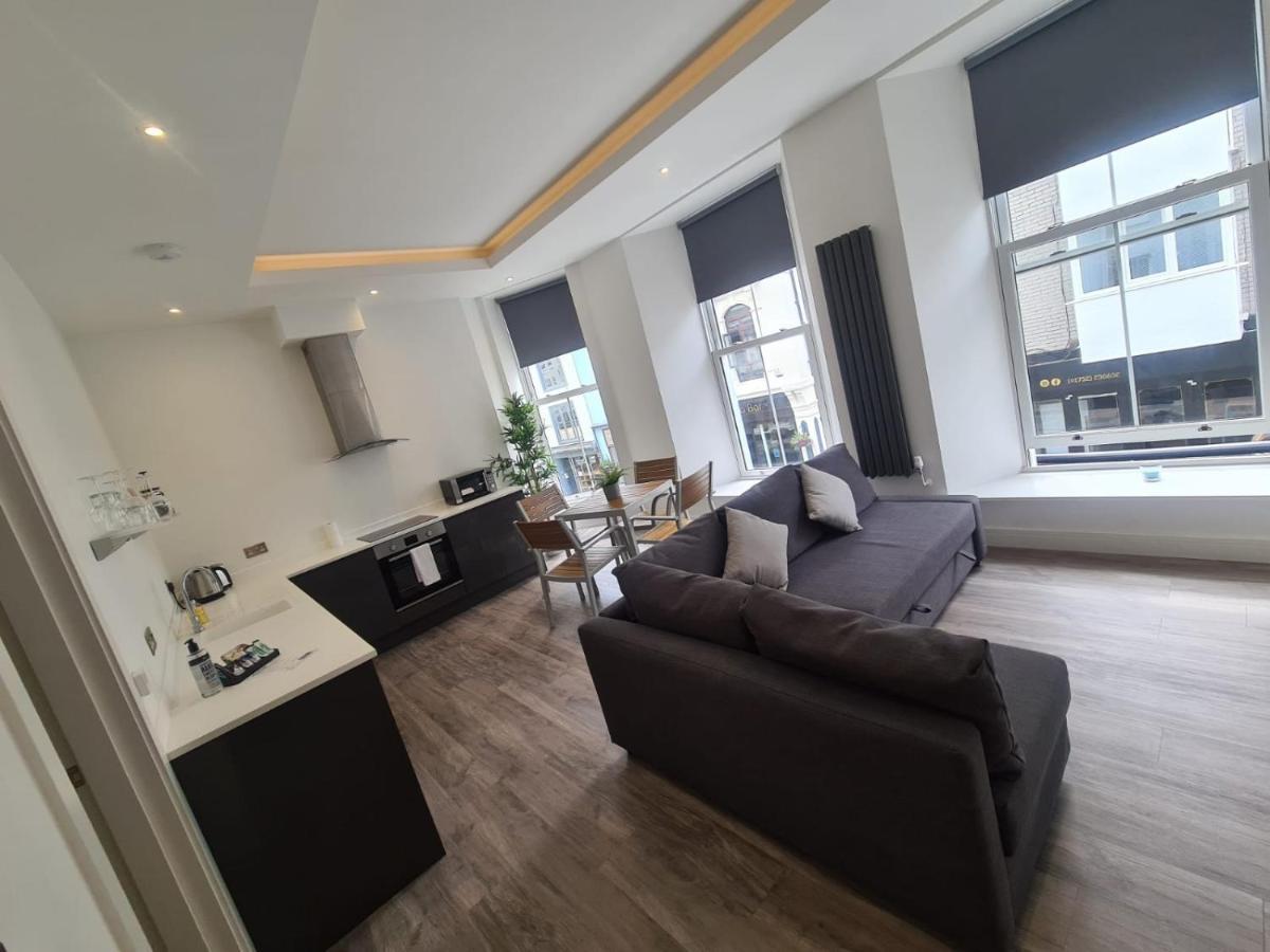28 Harbour Lettings Luxury Apartments For Over 25S Plymouth Esterno foto